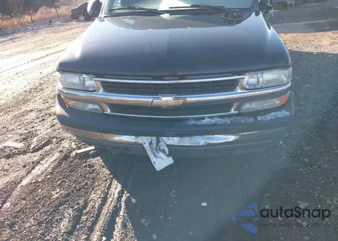 2000 Chevrolet Suburban 1500 Lt from USA, damaged, VIN 3GNFK16T6YG118399